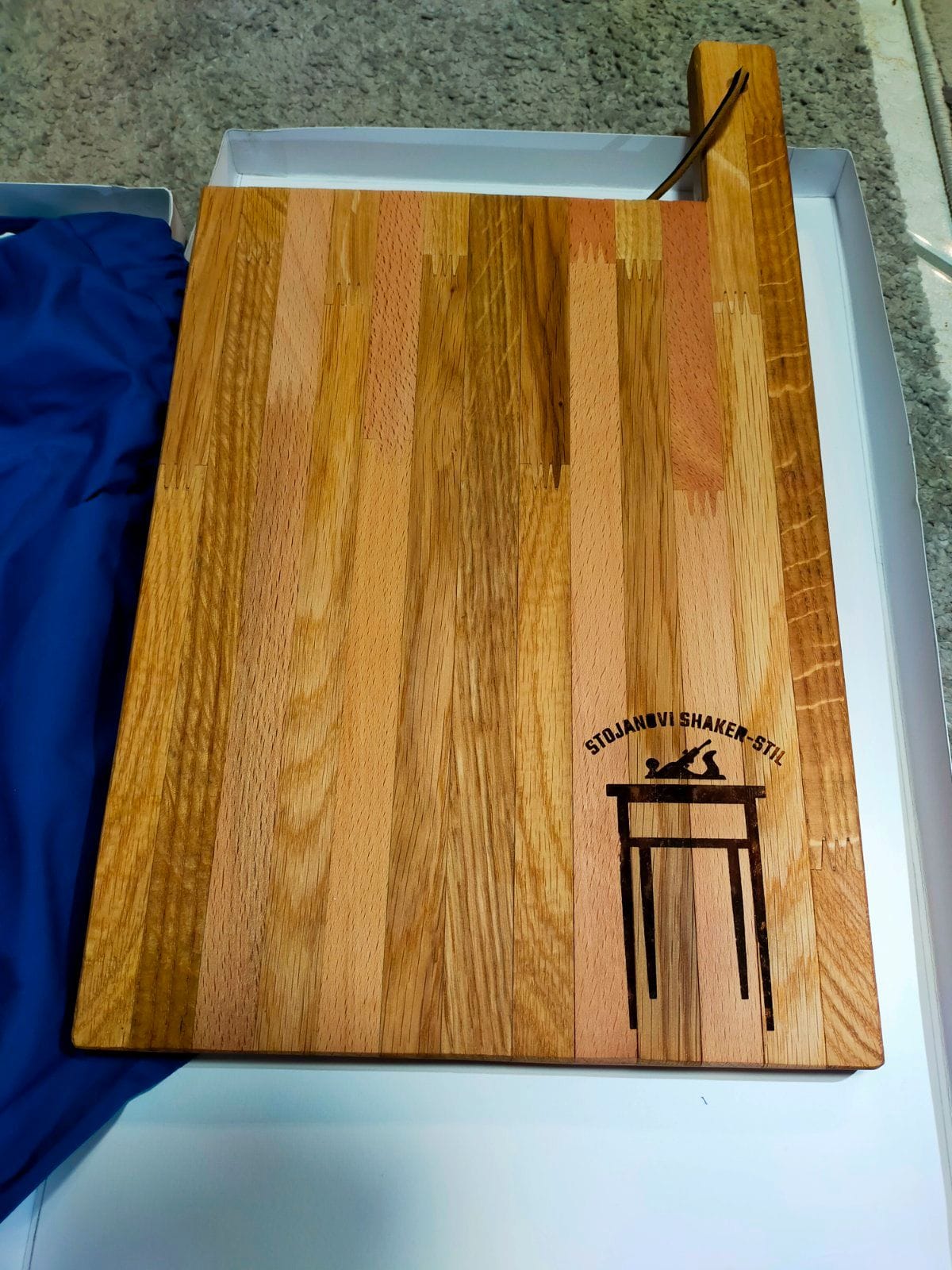 Cutting board 43x25 cm