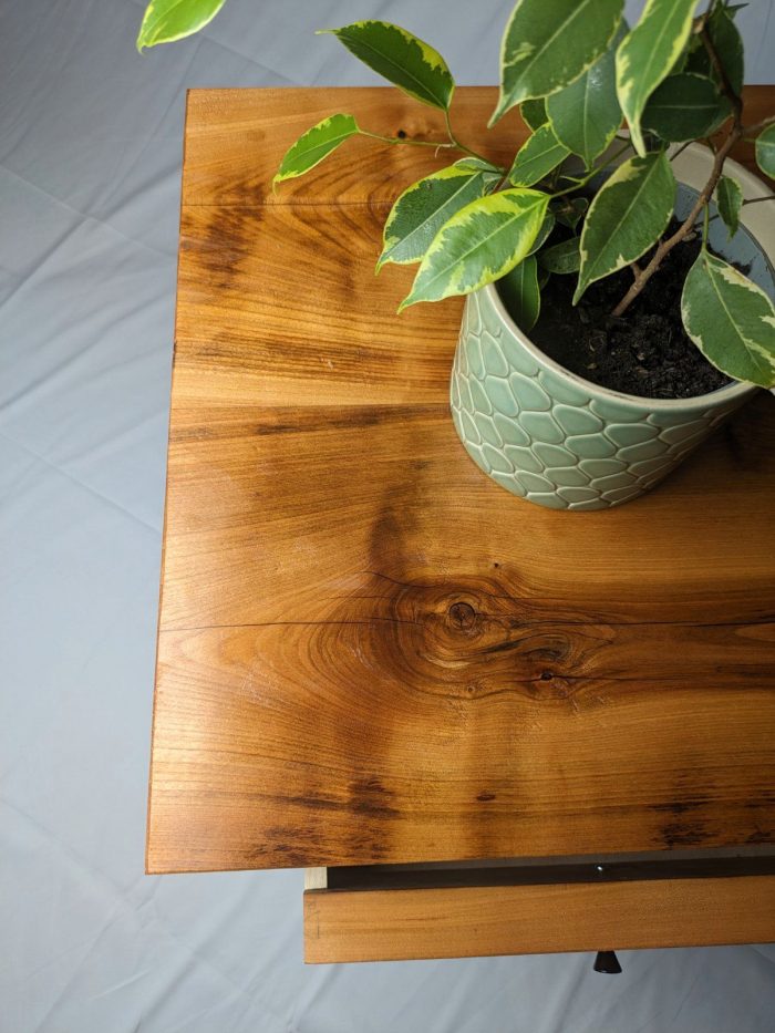 Exclusive Handmade Shaker Style Side Table - Cherry Dove Reddish 4