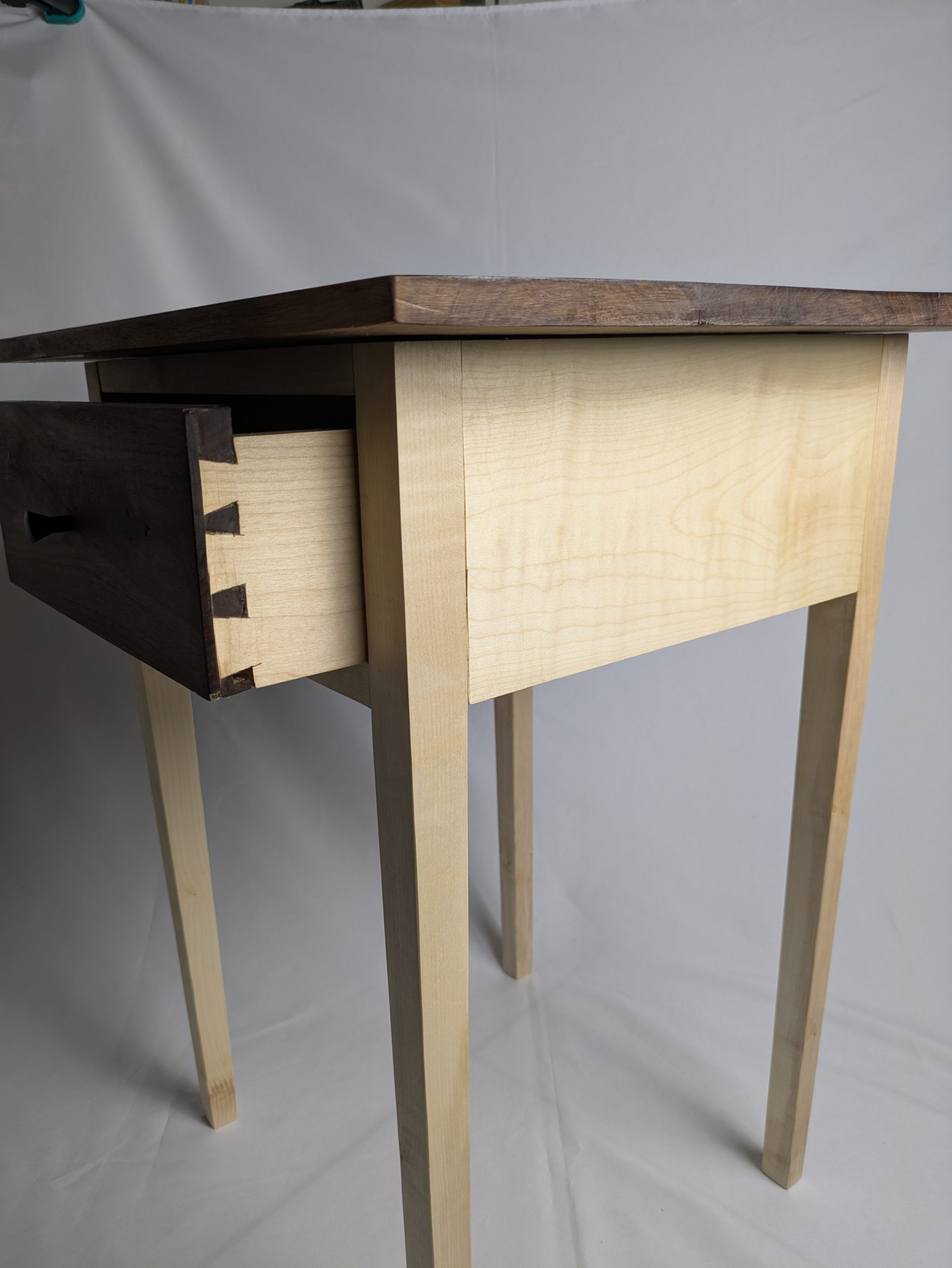 Side table - Maple, Walnut - American Walnut 5